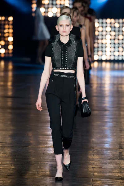 Look 35